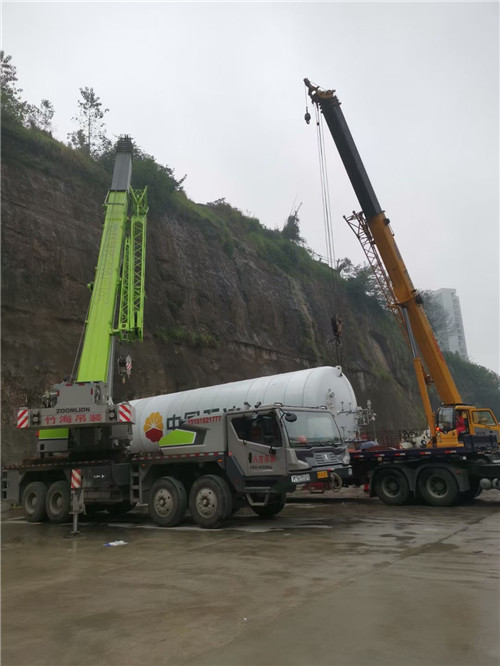 延庆区“不怕风雨冻”—— 吊车的 “恶劣环境适应” 技术