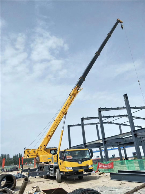 延庆区超高层建筑钢结构吊装案例